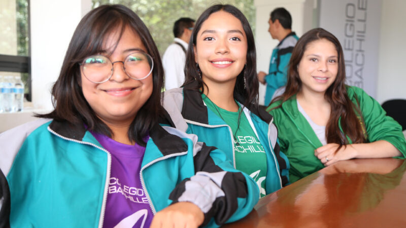 Bachilleres se presentaron con La casa de Bernarda Alba, en Colombia